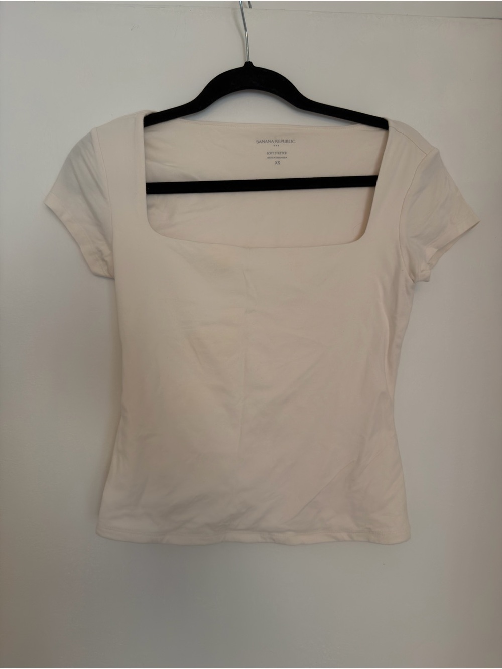 Banana Republic Cream Square Neck Short Sleeve Tee